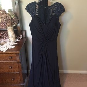 Christina Wu woman’s Formal Navy Blue gown size 18